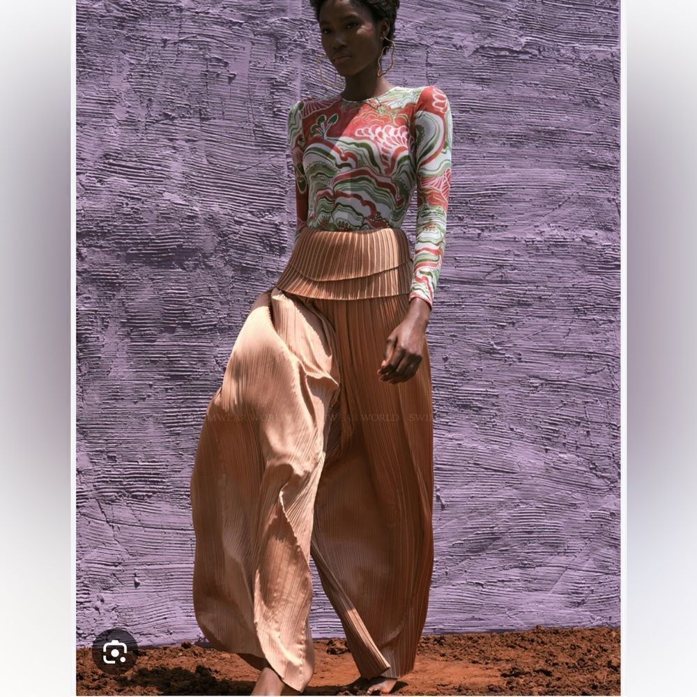 $284 Andrea lyamah Toffee Satin Pleated Linea Pant NWT Medium